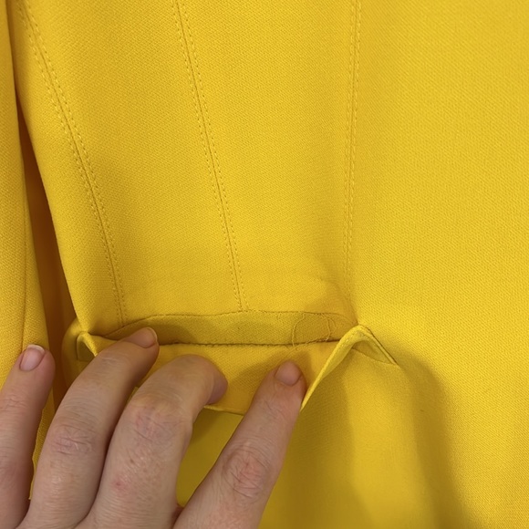 Vintage Escada by Margaretha Ley Size EU 40 Yellow Wool Blazer - Picture 7 of 13